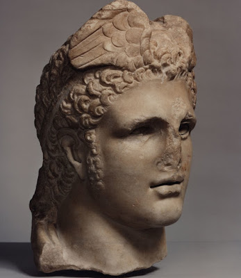 Η δικαστική διαμάχη με τους Sotheby's ήταν μόνο η αφορμή. Συνέντευξη του Χρ. Τσιρογιάννη για τα περιστατικά αρχαιοκαπηλίας που βλέπουν -ή και όχι- το φως της δημοσιότητας Η δικαστική διαμάχη με τους Sotheby's ήταν μόνο η αφορμή. Συνέντευξη του Χρ. Τσιρογιάννη για τα περιστατικά αρχαιοκαπηλίας που βλέπουν -ή και όχι- το φως της δημοσιότητας