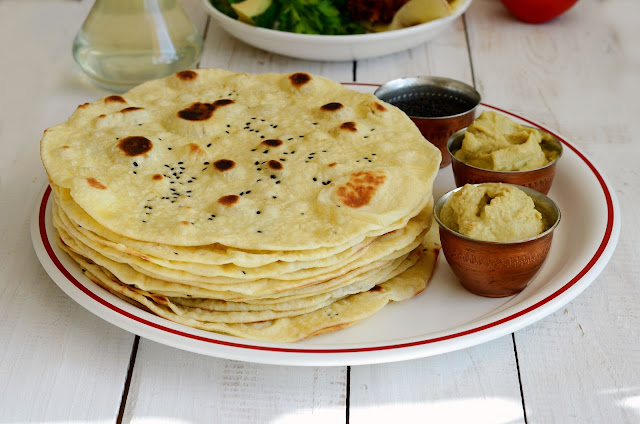 Индийски хляб Naan с масло