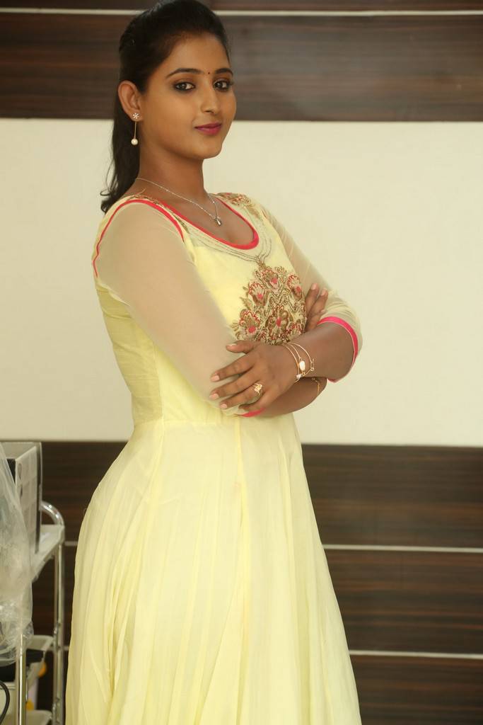 Teja Reddy Lemon Yellow Dress Photo Shoot Stills | Indian Girls ...