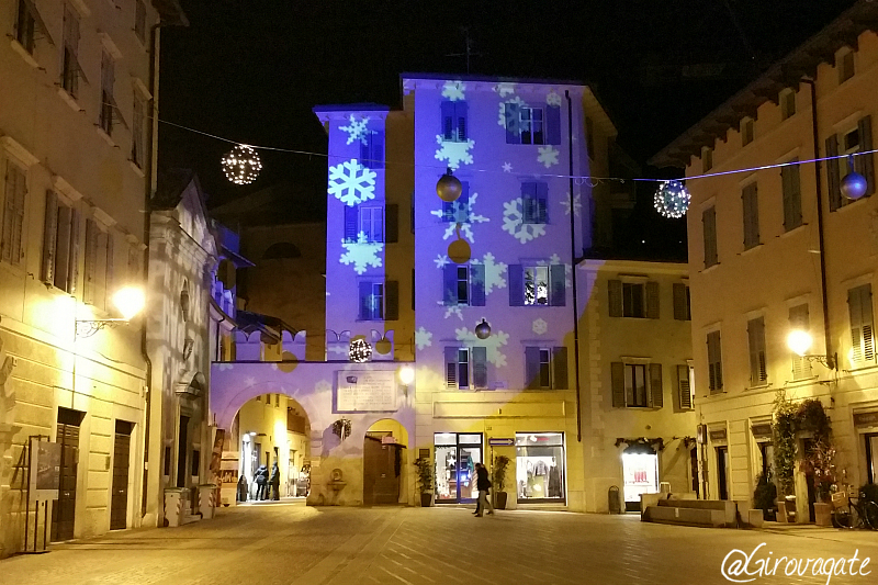 Rovereto Natale popoli