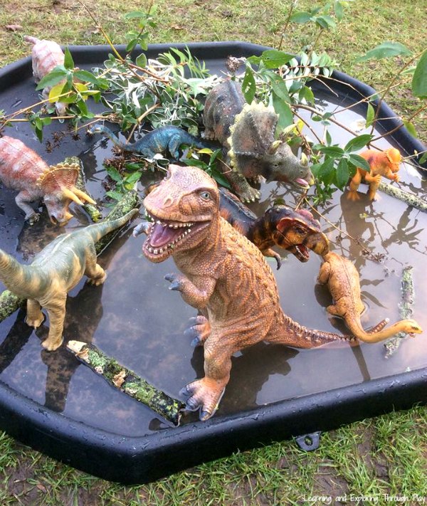 Dinosaur Swamp Tuff Tray