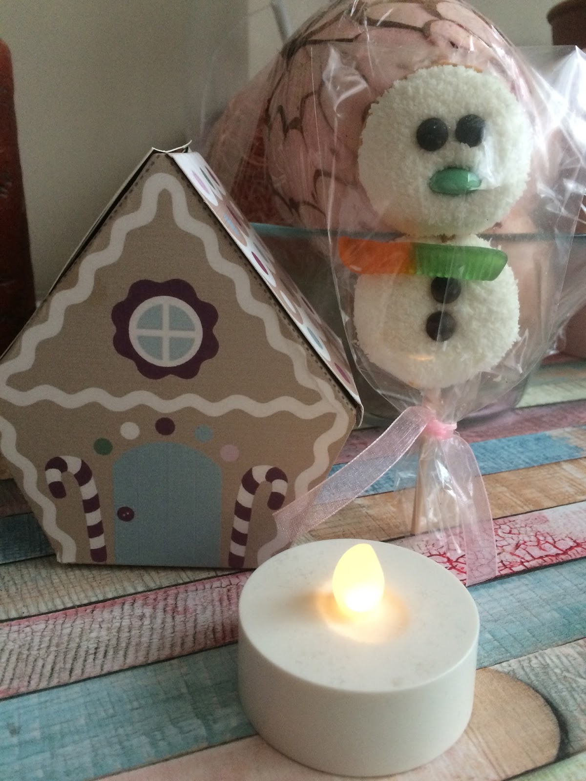 Eti Puflardan Kardan Adam Yapımı