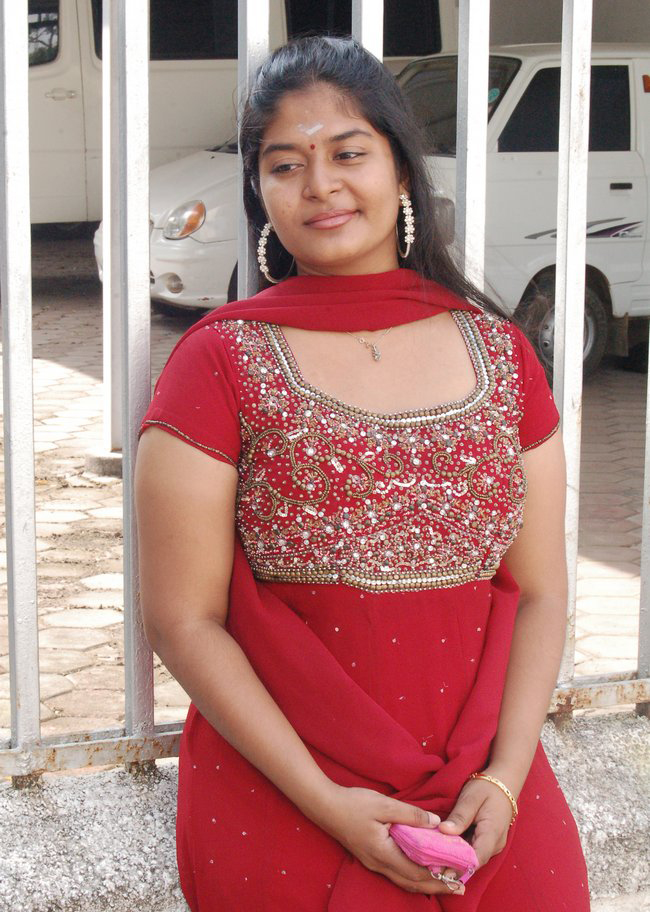 tamil serial actress neepa hot pics tamil serial actress neepa hot pics