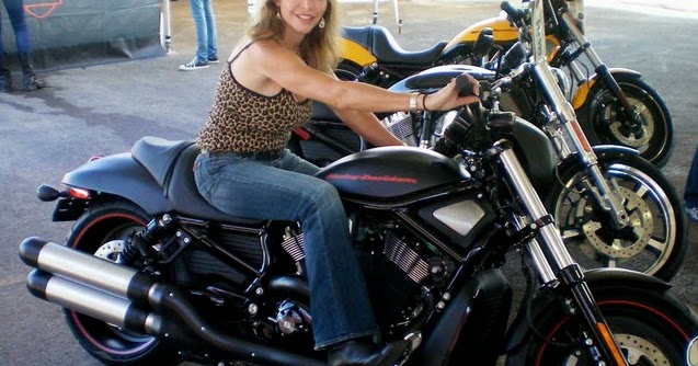 single female bikers