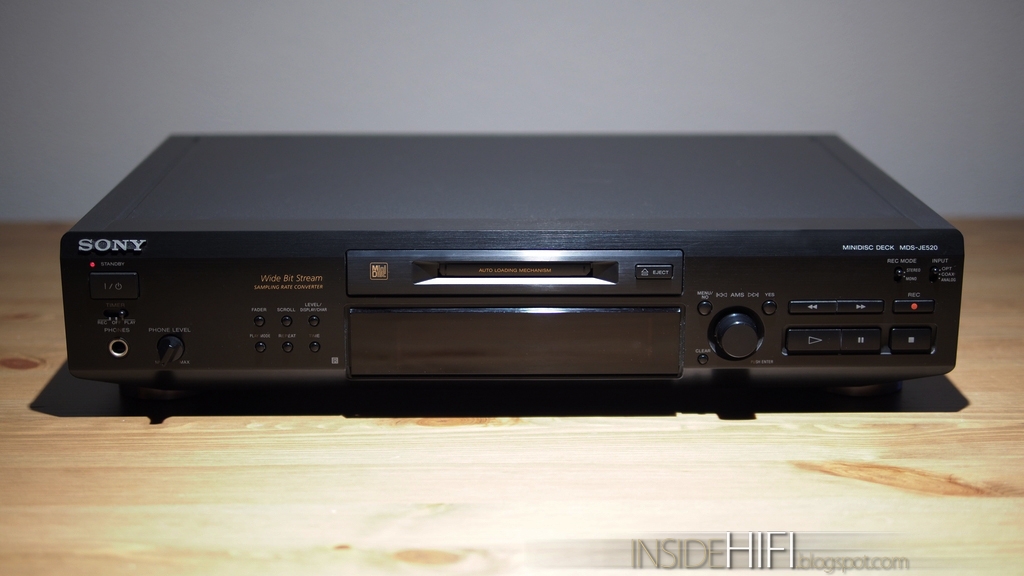 Inside HiFi minidisc deck