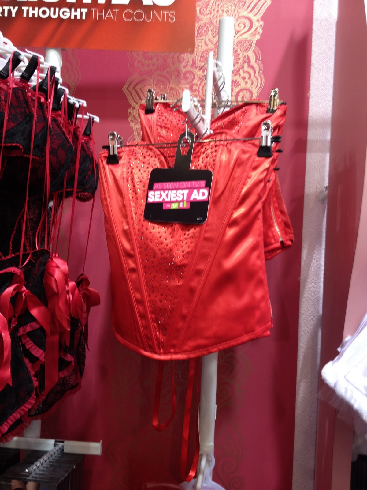 La Bella Vita Ann Summers Christmas Catalogue