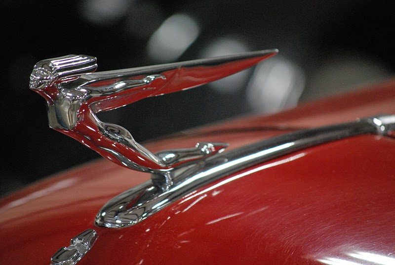 42N Observations Classic Chrome Hood Ornament