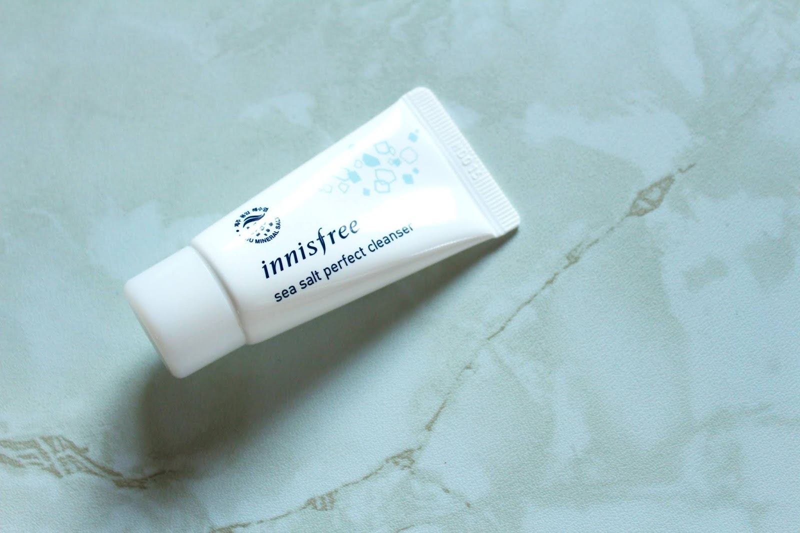 A Fresh One Innsifree Sea Salt Perfect Cleanser Shash Stash