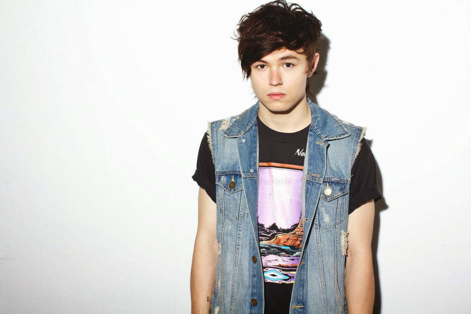 One AM Media The Ready Set Signs with Razor & Tie Records