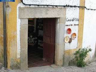OGIVAL DOORS / Portas Ogivais, Castelo de Vide, Portugal