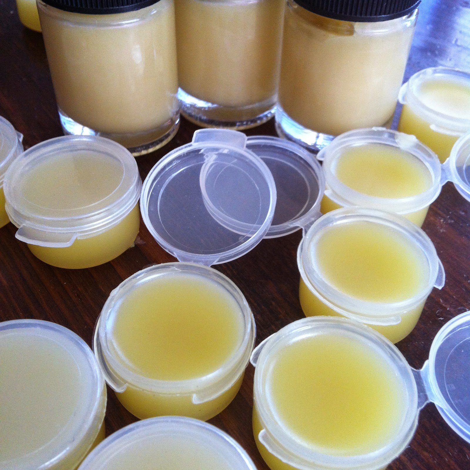Sustainable Slow Stylish DIY organic, allergensafe lip balm