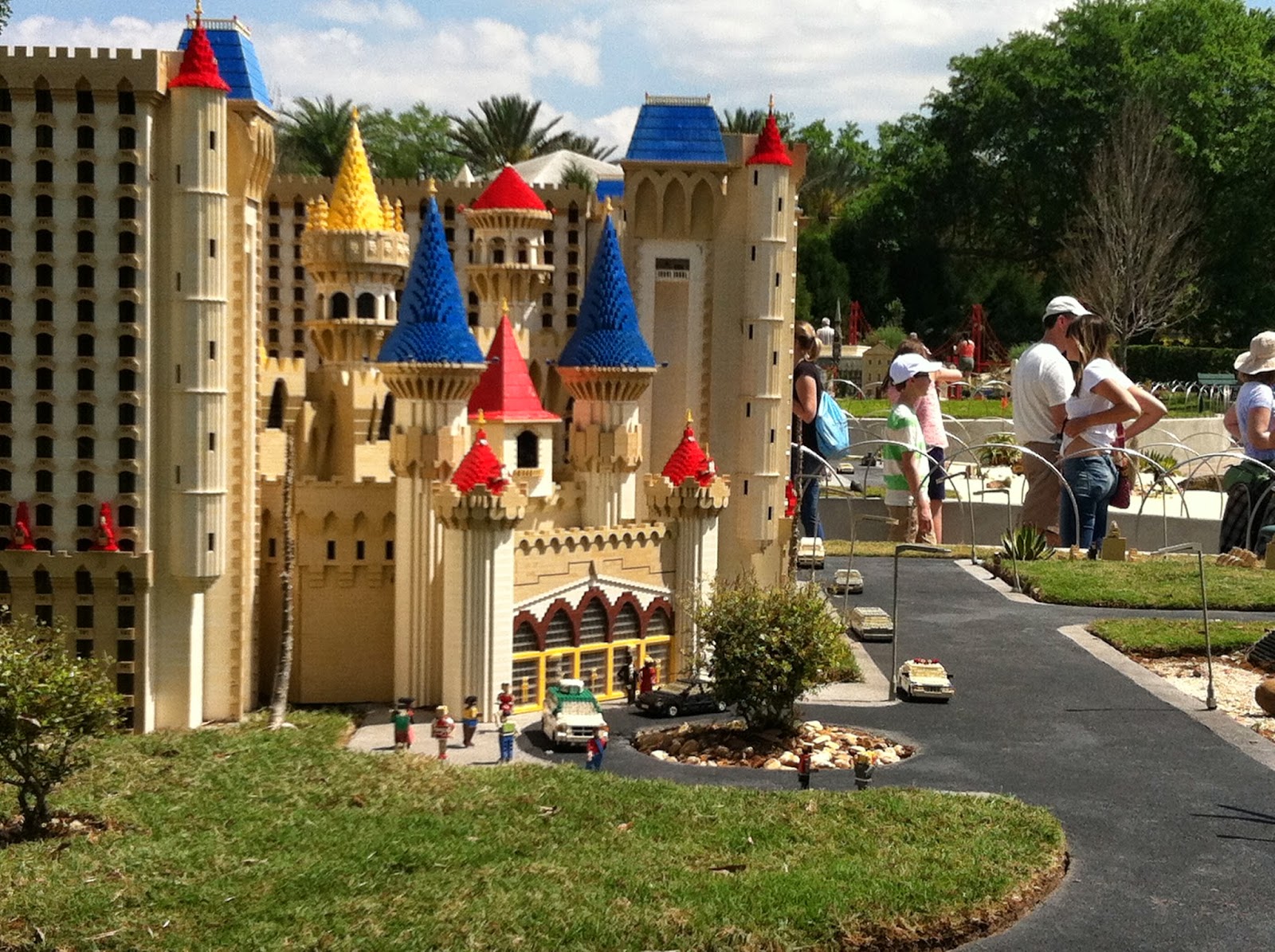 Лего парк в дмитровском районе Лего парк в дмитровском районе