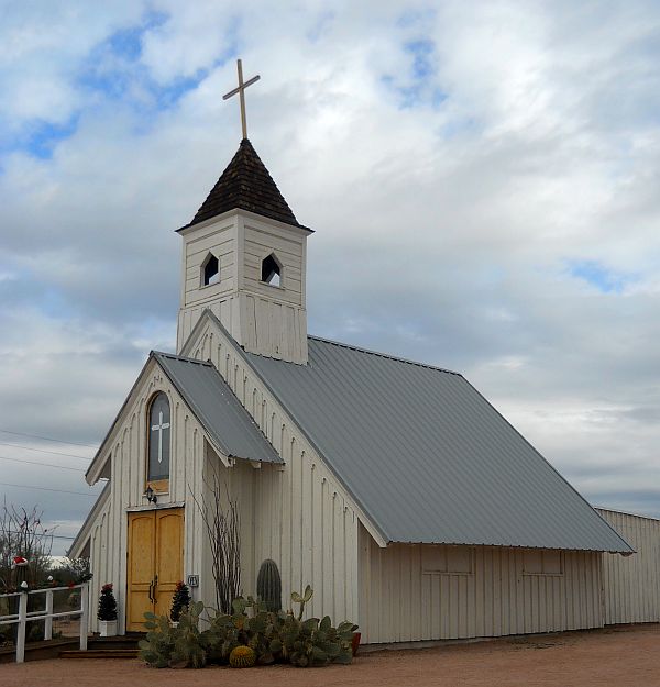 Cheryl's USA Many Westerns shot at Arizona's Apacheland Movie Ranch