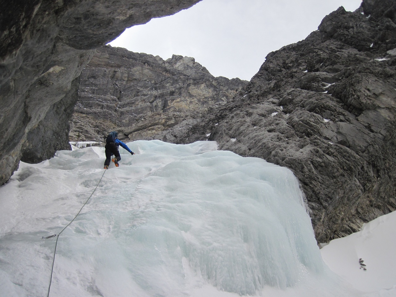 Canadian Rockies Alpine Guides Coire Dubh, Ice Skills Week, & Louise Falls