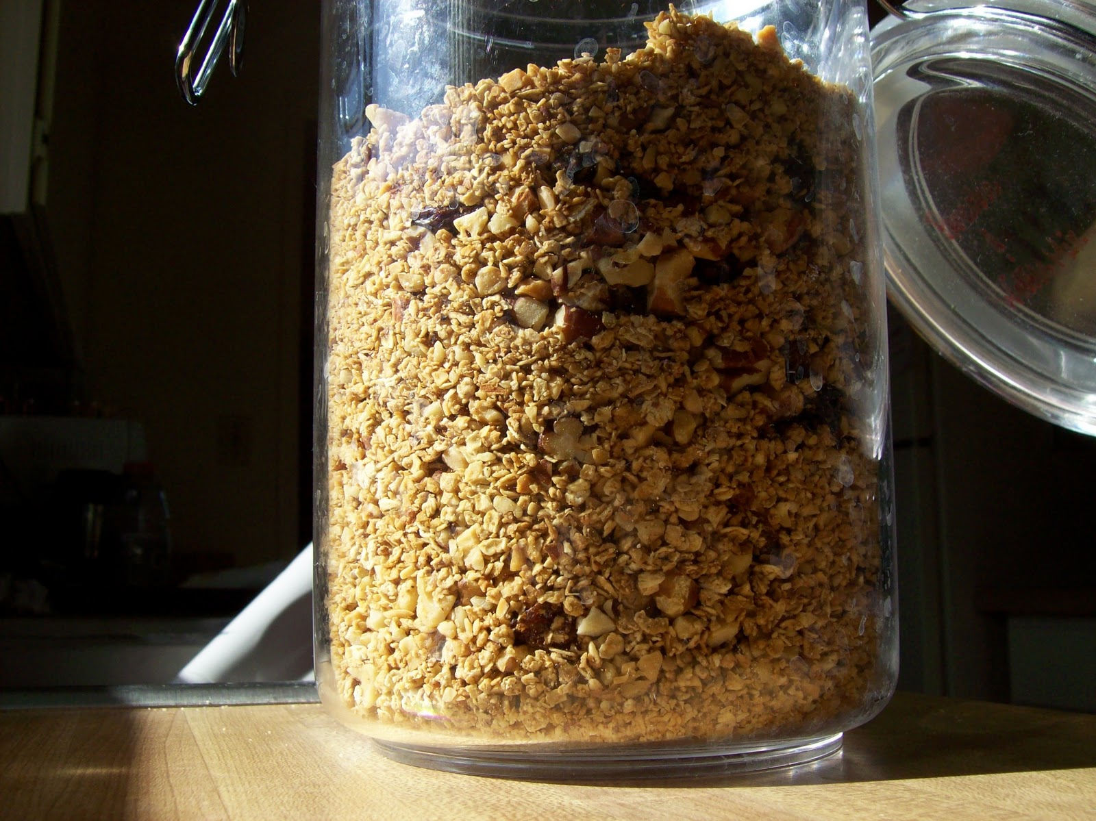 Recipes for Rabbits Fruit and Nut Granola