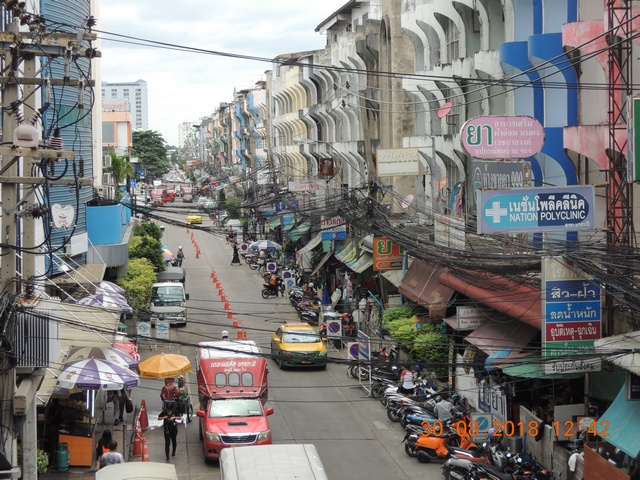 Walk Walk: Bang Kapi Mall