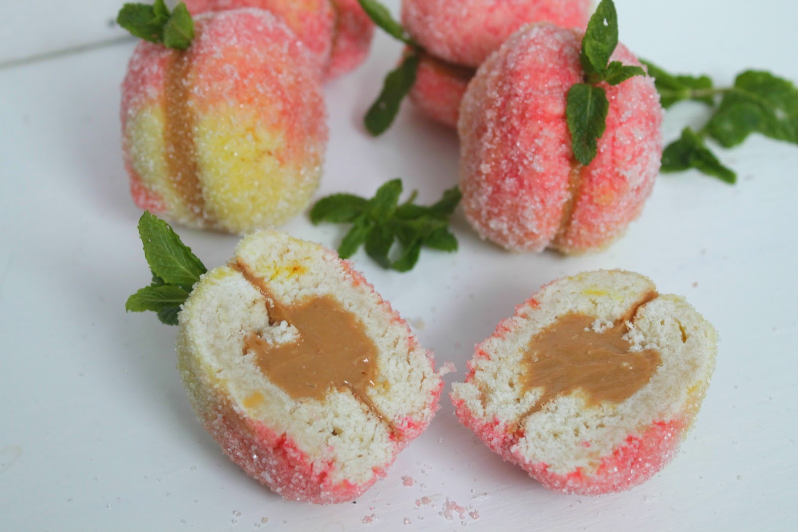 Пирожные "Персики"