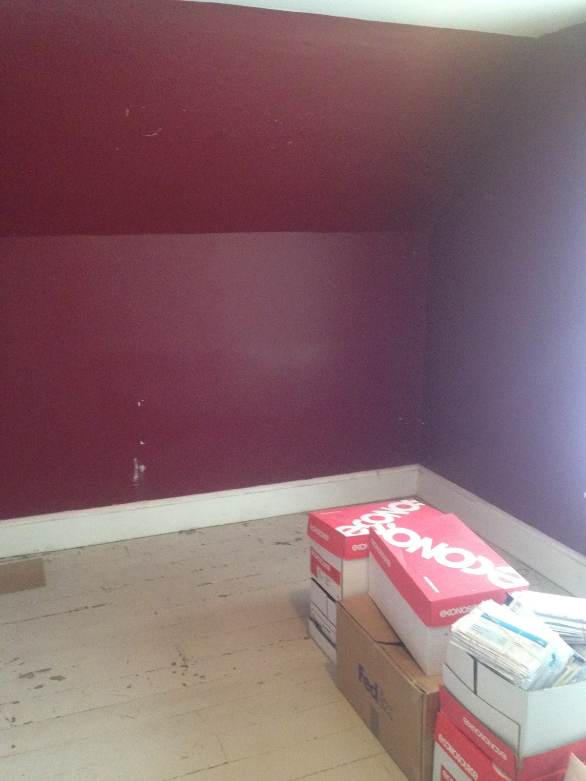 Amy S Creative Pursuits Re Decorating A Guest Room Wall Color