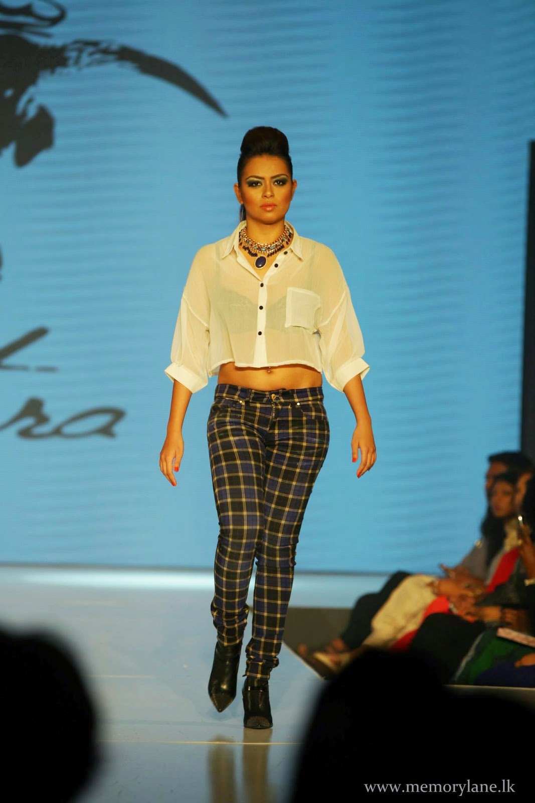 Lankan model underwear visible through dress Lankan Stuffs