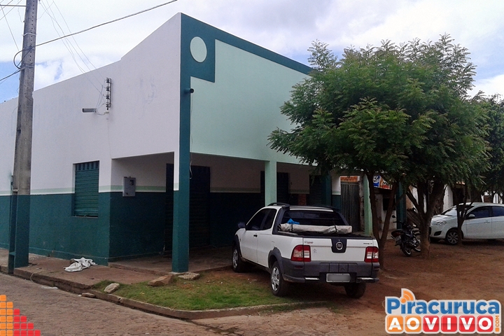 Câmeras registram ação de assaltantes em dois comércios - Imagem 2