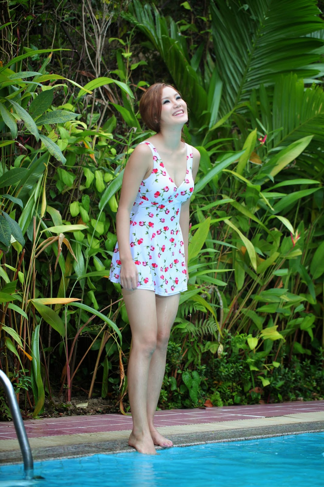 Awn Seng Swimming Pool Beauty