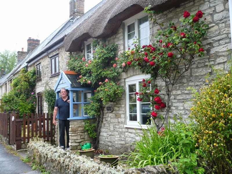 Helsie's Travels COTTAGE STAY IN MARTINSTOWN, DORSET