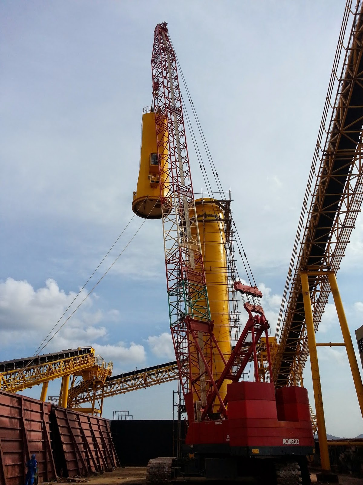Rental Crane Batam