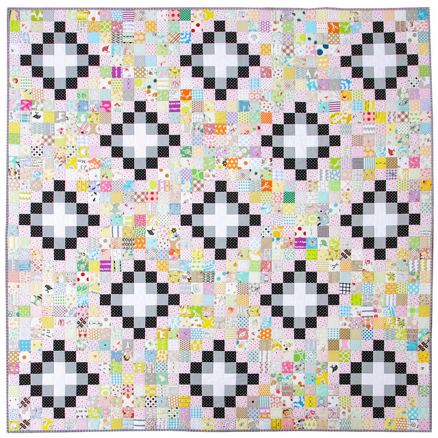 Irish Chain Scrap Buster Quilt - tutorial available | Red Pepper Quilts