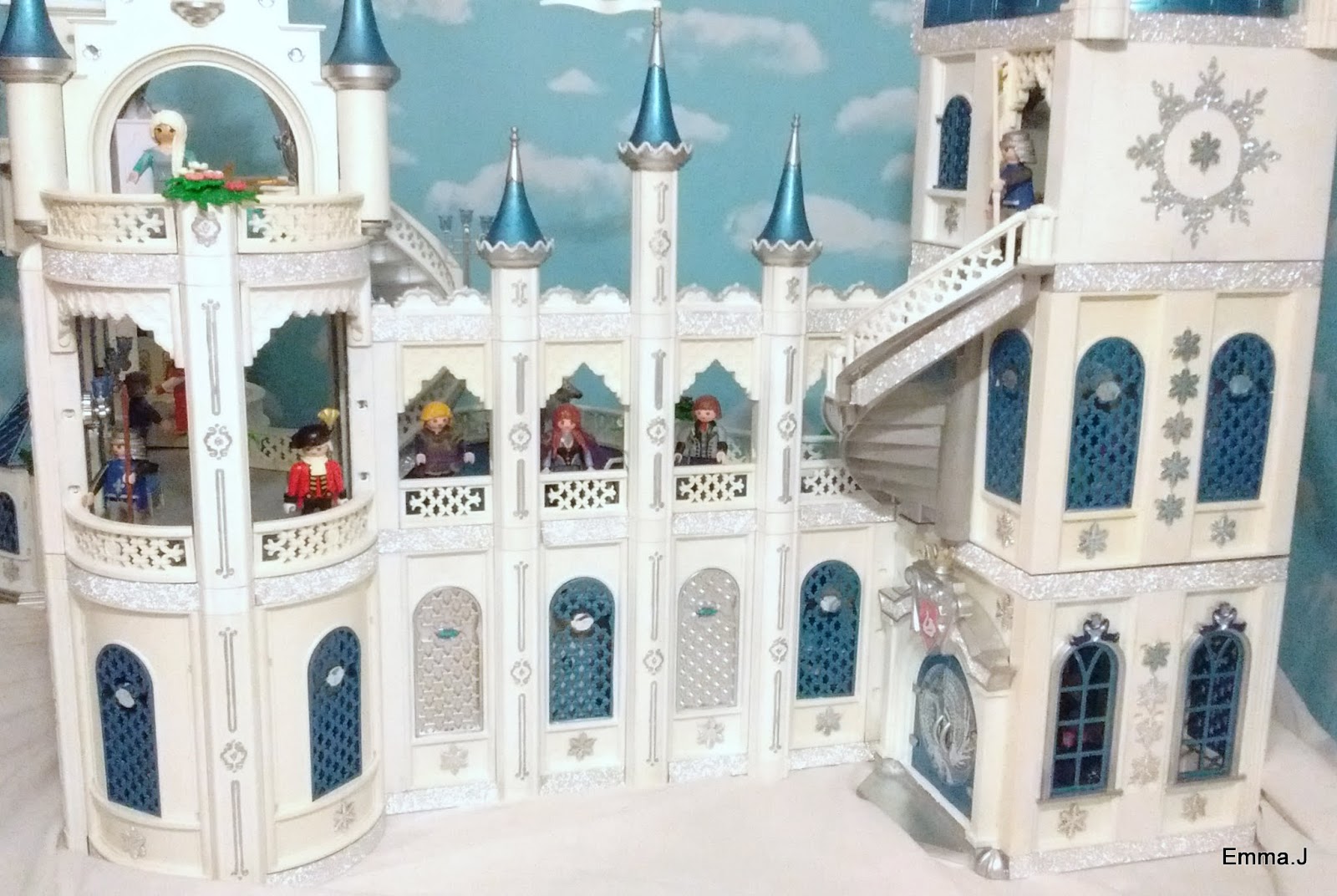 Grand Frozen Palace Emma.J's Playmobil