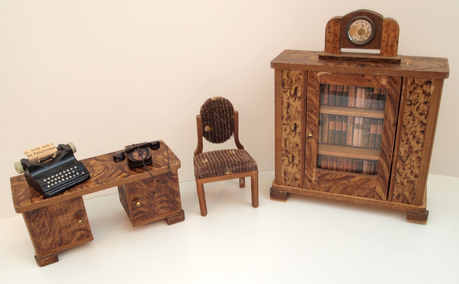 diePuppenstubensammlerin: Wohnzimmer - Paul Hübsch - living rooms