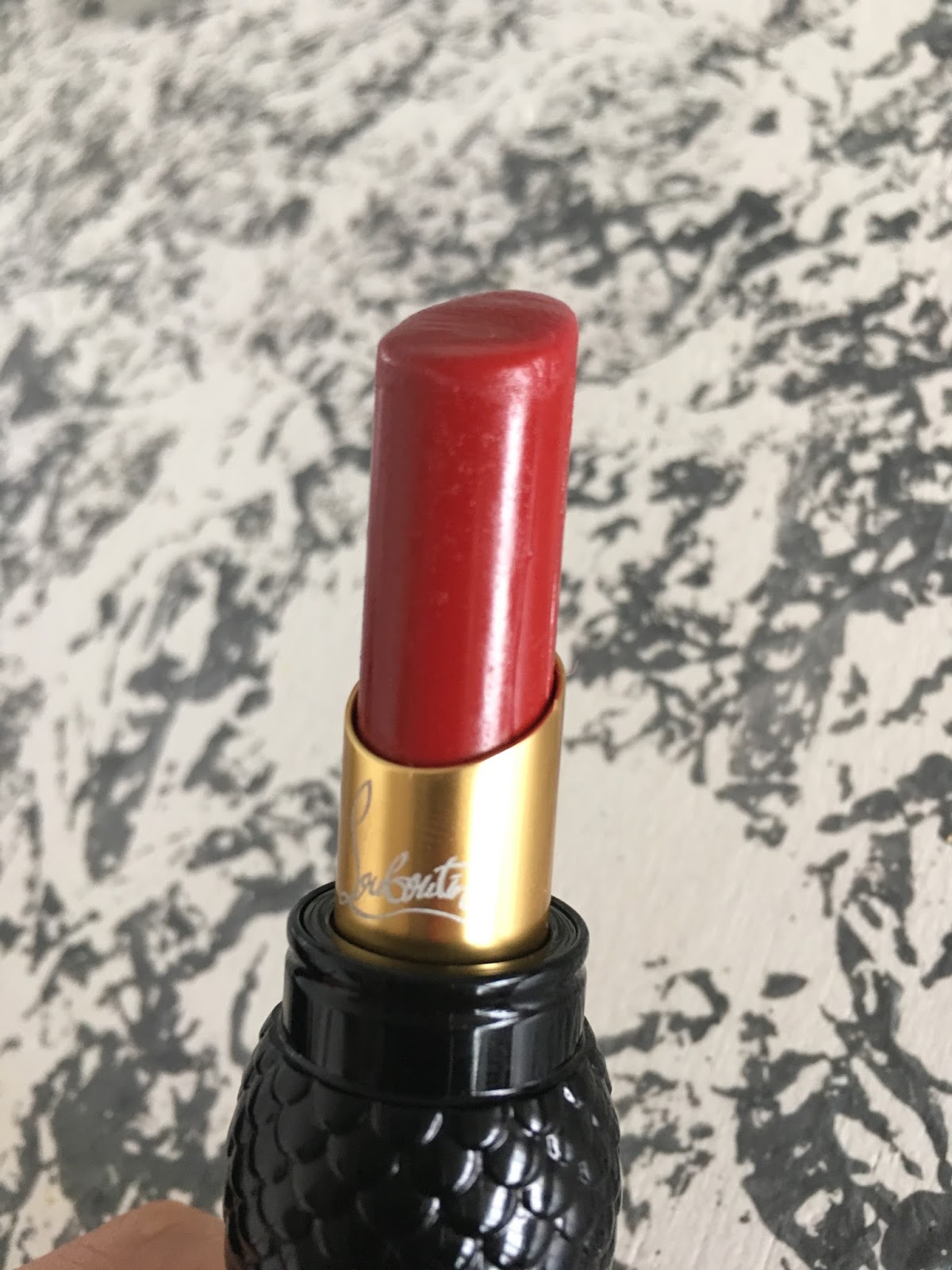 rouge a levre louboutin pas cher