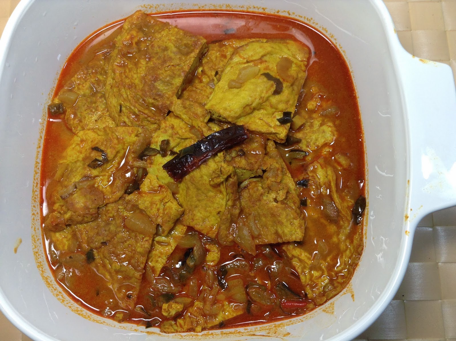 Simply Cooking and Health Spicy fried egg curry