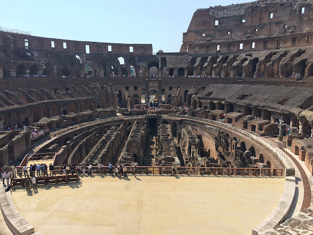 Interior del Coliseo