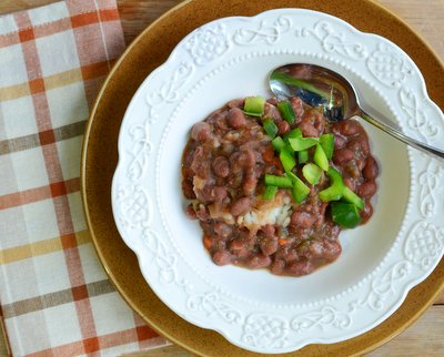 Red Beans & Rice, another slow-cooked healthy dinner ♥ KitchenParade.com. Meaty or Vegan. Weight Watchers Friendly. High Protein. Great for Meal Prep.