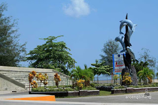 pantai tanjung pendam belitung