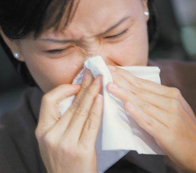 Estornudos congestión nasal mareos