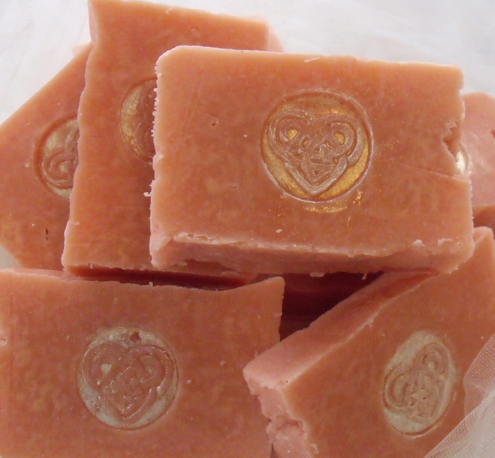 Artisan Farmstead Living: Handcrafted Goat Milk Soap Tutorial