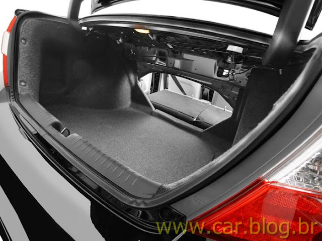 Novo Honda Civic 2012 - porta malas