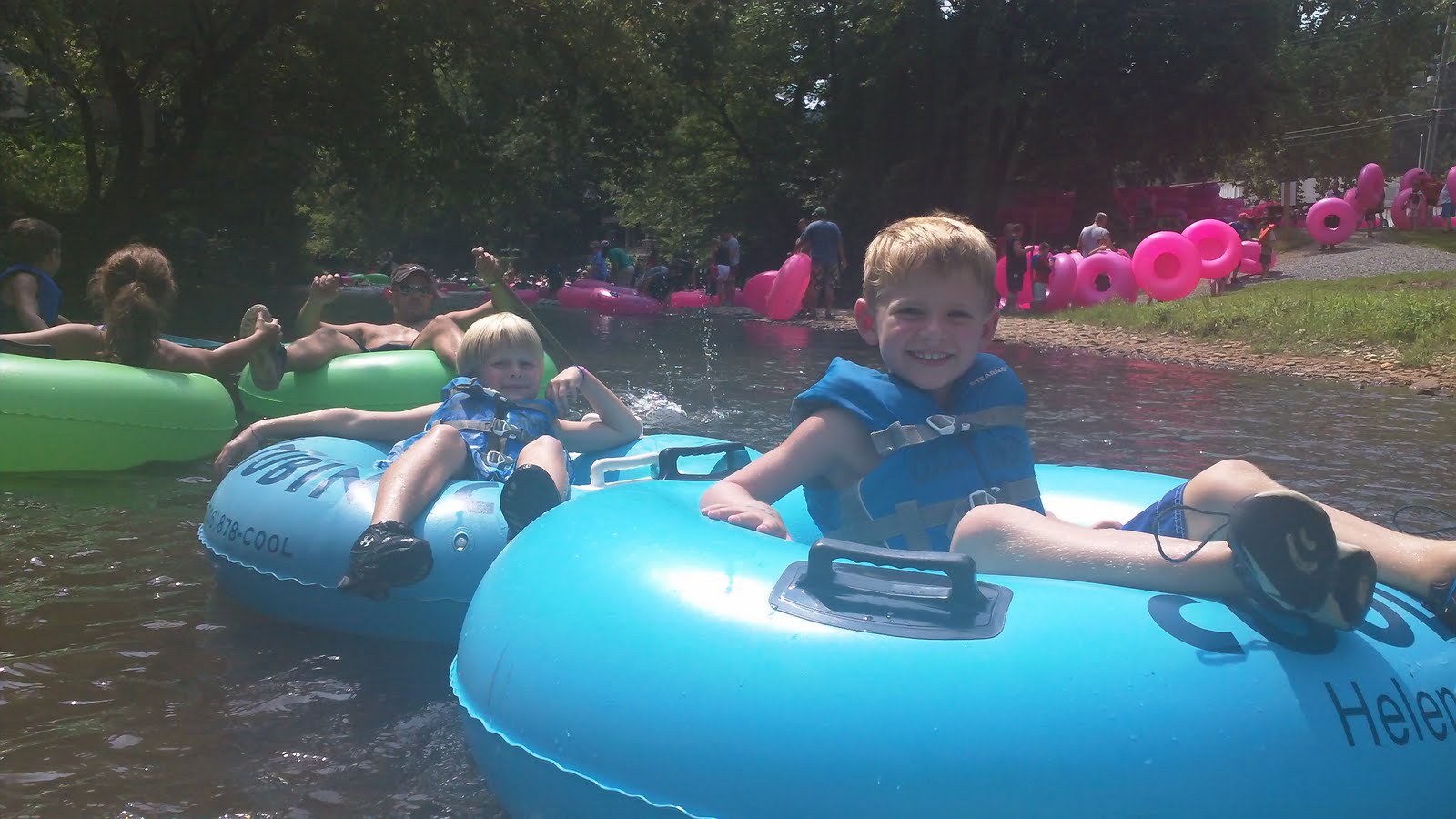 The Daily Lives of Jack & Drew... Tubing in Helen,