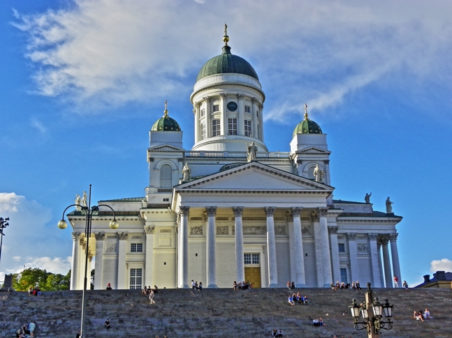 Catedral Luterana Tuomiokirkko y la Plaza del Senado
