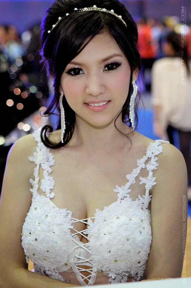 virgin teens xxx Thai Female palm springs stripper
