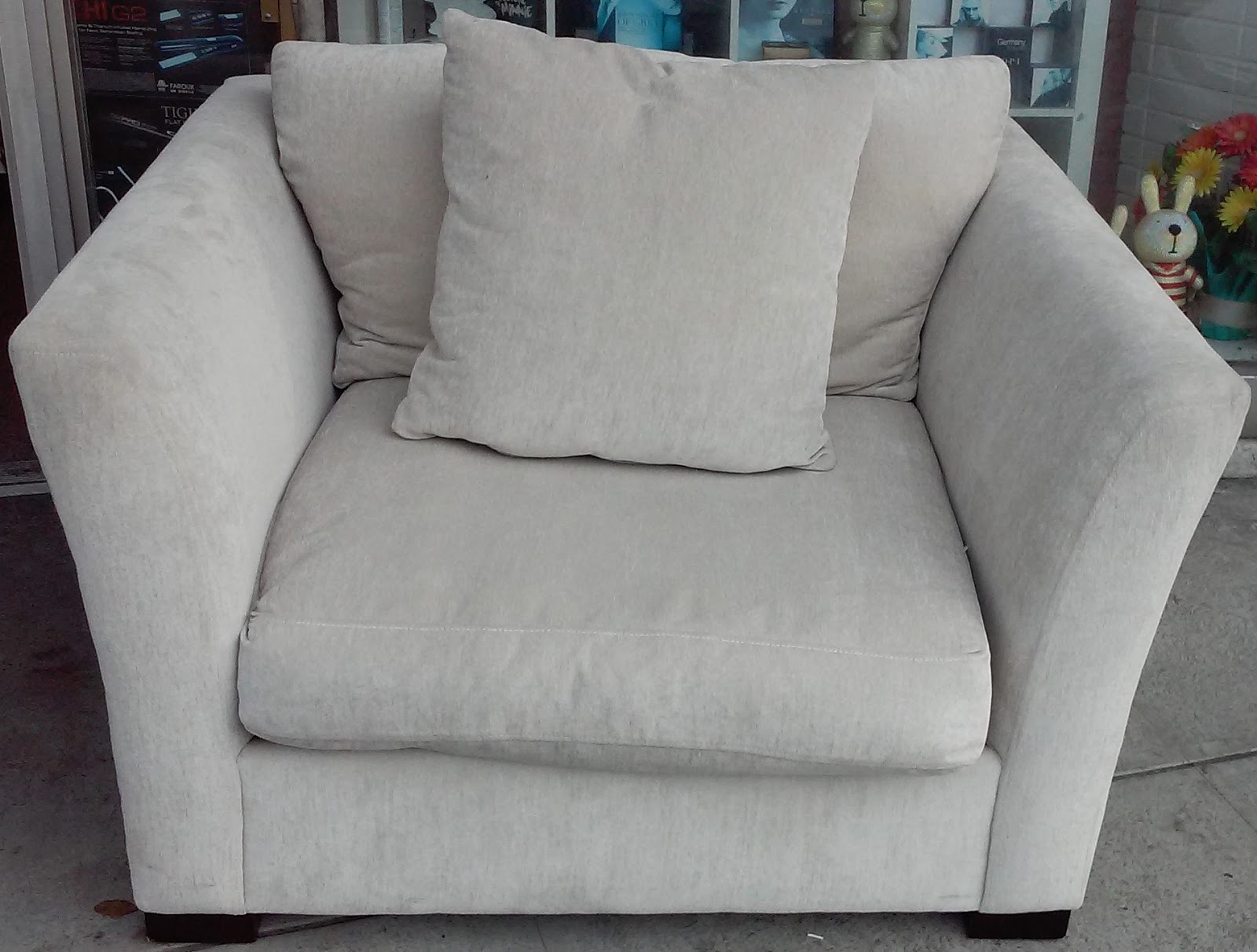 UHURU FURNITURE & COLLECTIBLES SOLD Max Home Furniture Designer