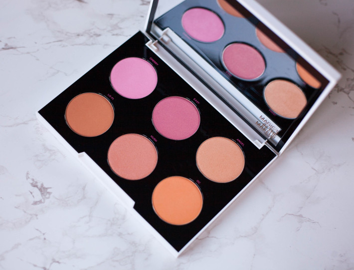 Beauty Urban Decay x Gwen Stefani blush palette, eyebrow kit and