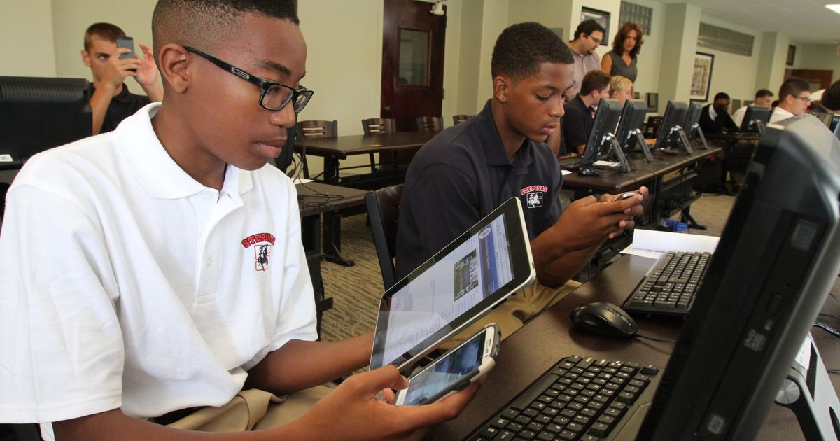 Educational Technology 2 Lesson 17 Tablets for Textbooks in Schools