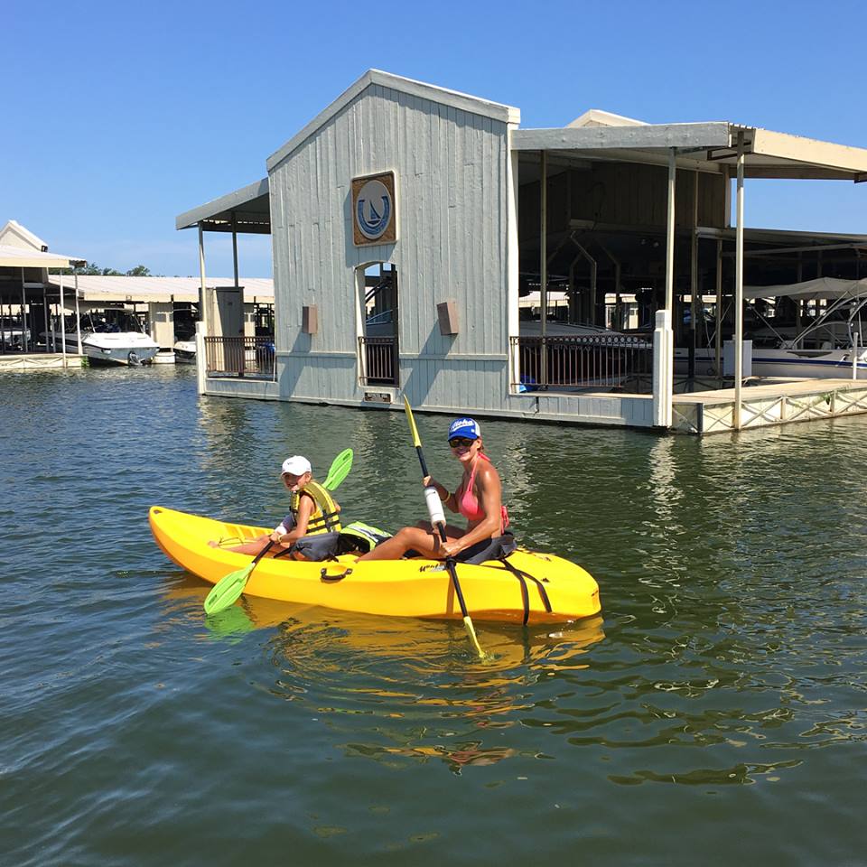 Crafty Texas Girls Horseshoe Bay Resort with Kids