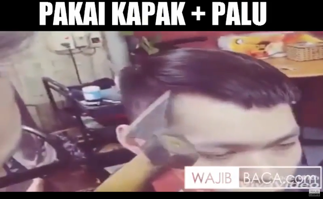 Asli Ngilu! Tukang Cukur Anti-Mainstream, Potong Rambut Pakai Kapak dan Palu Asli Ngilu! Tukang Cukur Anti-Mainstream, Potong Rambut Pakai Kapak dan Palu