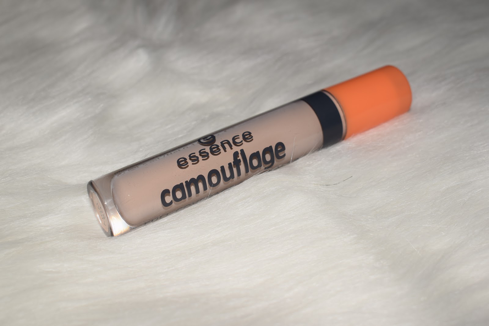 BeautySpot REVIEW ESSENCE CAMOUFLAGE FULL COVERAGE CONCEALER