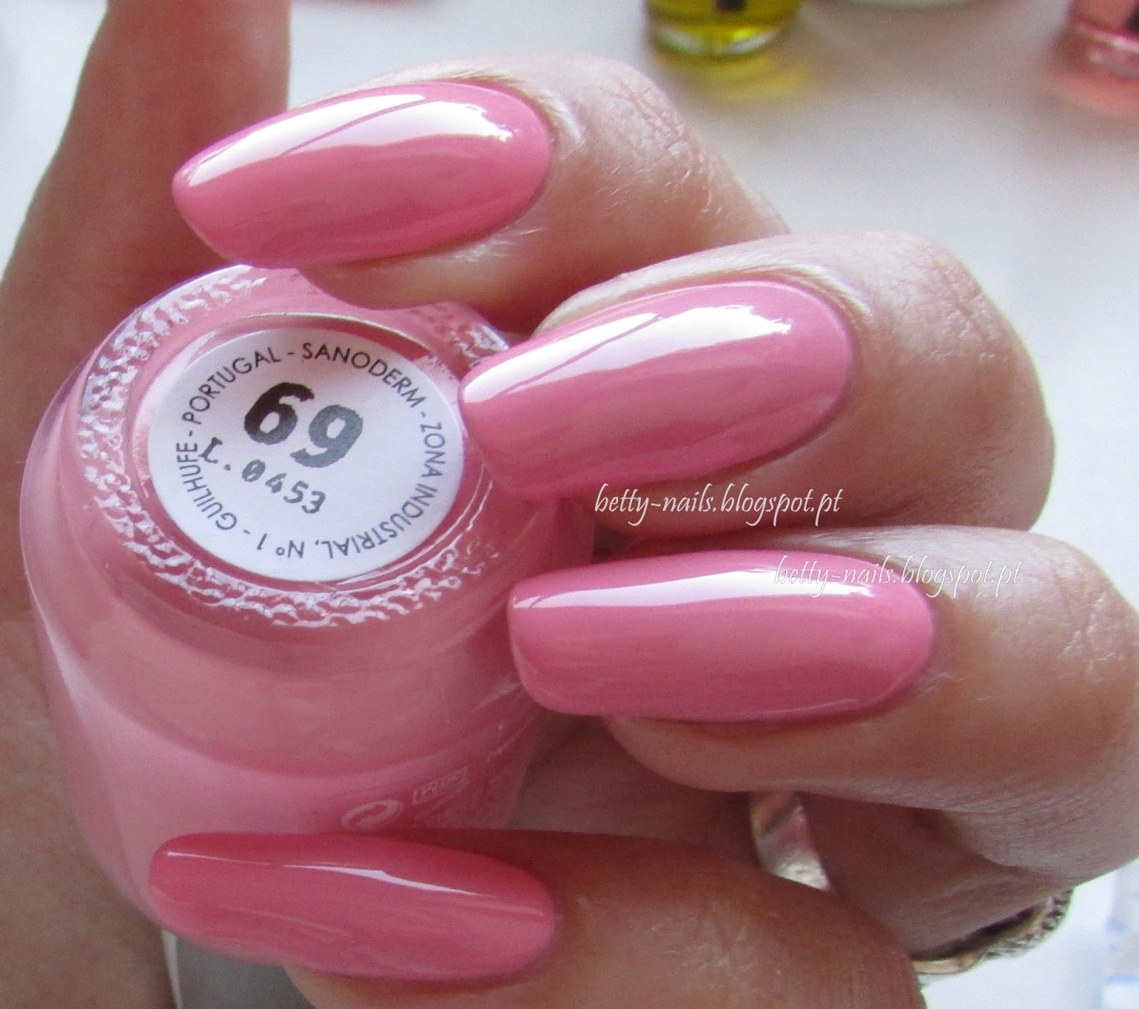Betty Nails Dermacelsia 69 Ligh Pink , Base Coat, Cuticle Oil