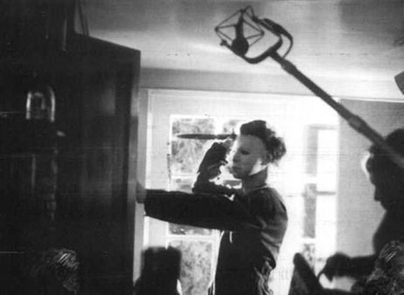 40 Amazing Behind the Scenes Photos From the Making of 'Halloween