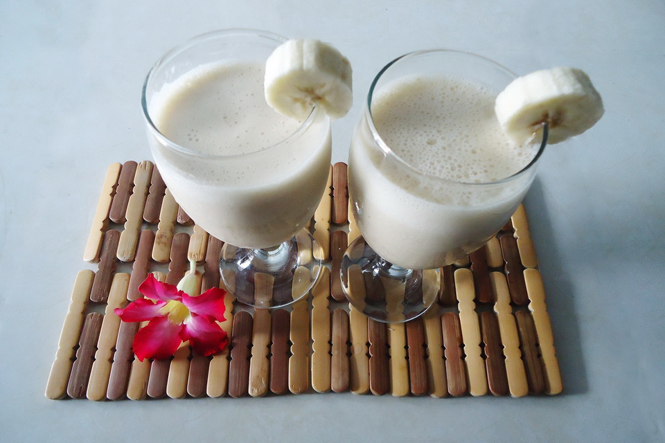 Banana Cacao Smoothie Banana Cacao Smoothie